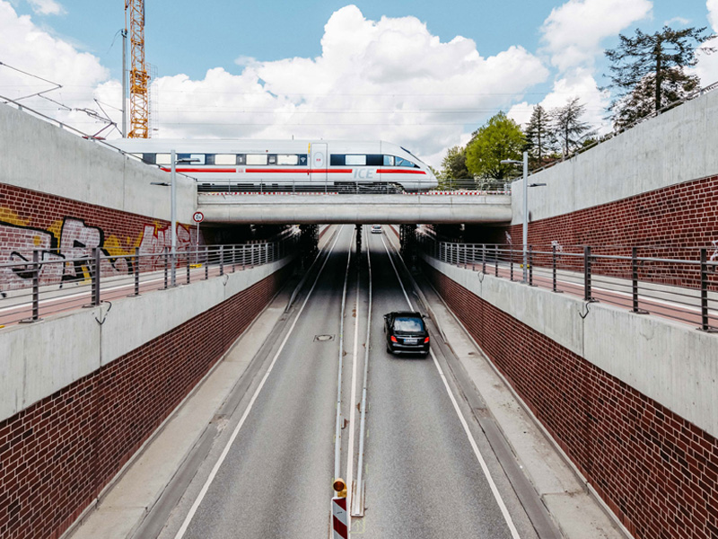Aufhebung der Bahnübergänge Hammer Straße, Herstellung von Ersatzanlagen, Hamburg